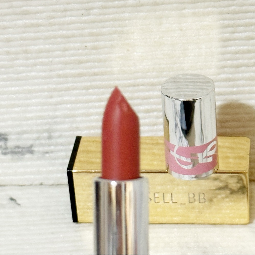 YSL Loveshine Lipstick 150 Nude Lingerie - Picture 8 of 8